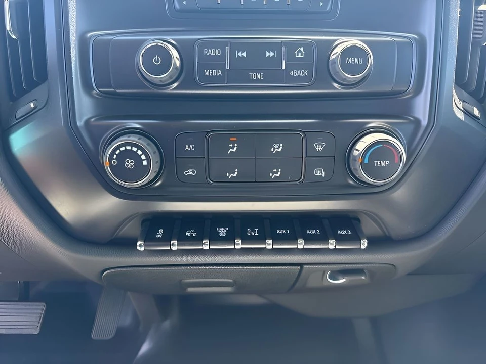 2024 Chevrolet Silverado Heavy Duty 4th Gen - Image 10 of 28