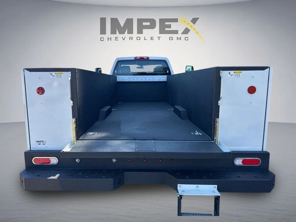 2024 Chevrolet Silverado Heavy Duty 4th Gen - Image 19 of 25