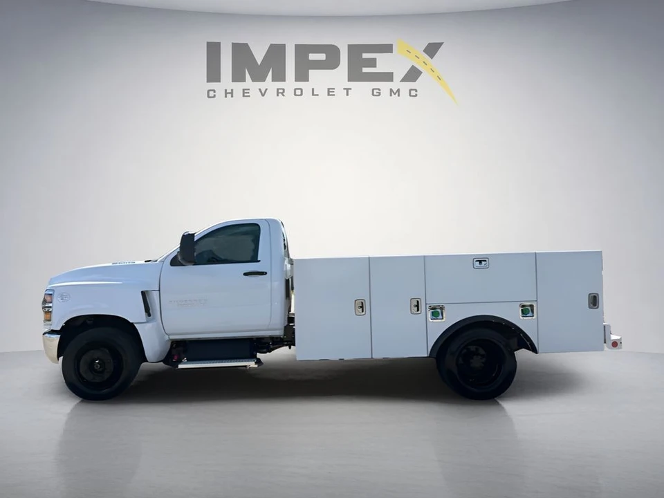 2024 Chevrolet Silverado Heavy Duty 4th Gen - Image 2 of 26