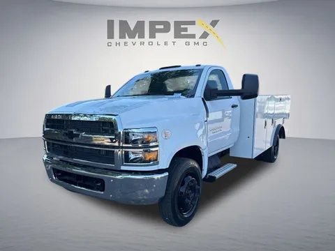 2024 Chevrolet Silverado 5500HD Work Truck