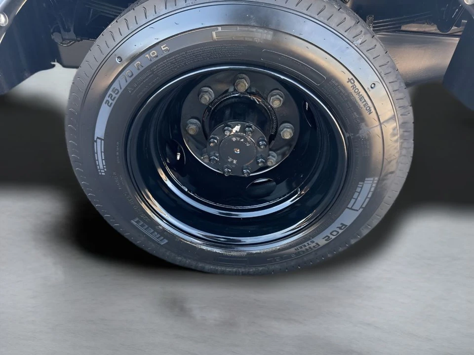 2024 Chevrolet Silverado Heavy Duty 4th Gen - Image 27 of 27
