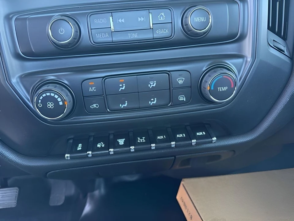 2024 Chevrolet Silverado Heavy Duty 4th Gen - Image 14 of 31