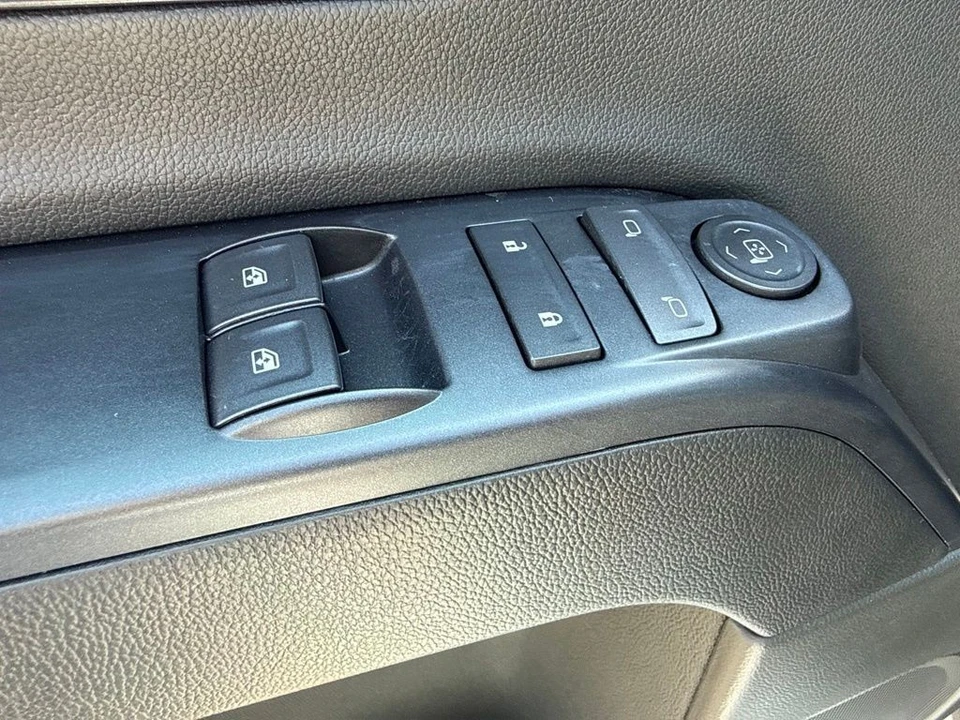 2024 Chevrolet Silverado Heavy Duty 4th Gen - Image 18 of 28