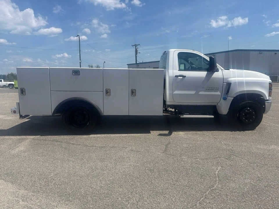 2024 Chevrolet Silverado Heavy Duty 4th Gen - Image 6 of 28