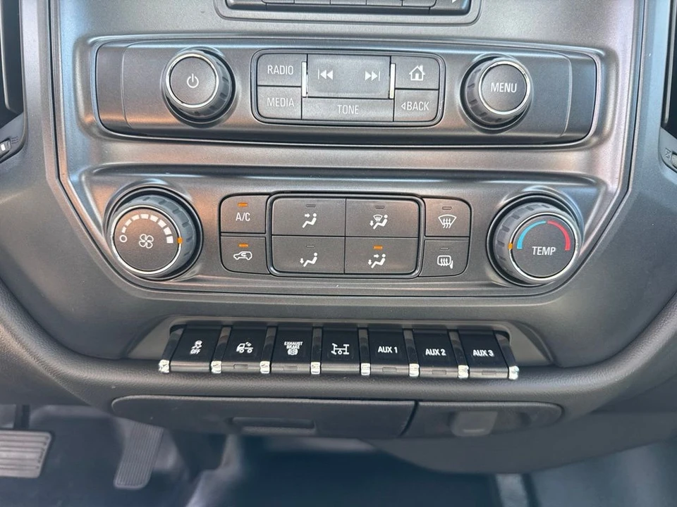 2024 Chevrolet Silverado Heavy Duty 4th Gen - Image 14 of 28