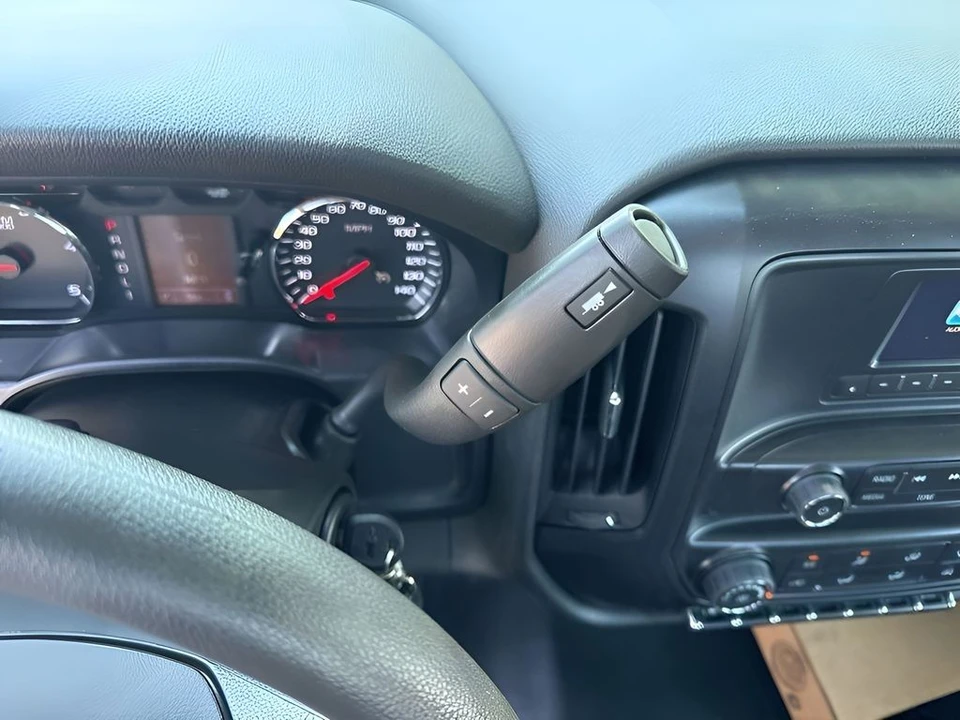 2024 Chevrolet Silverado Heavy Duty 4th Gen - Image 17 of 25