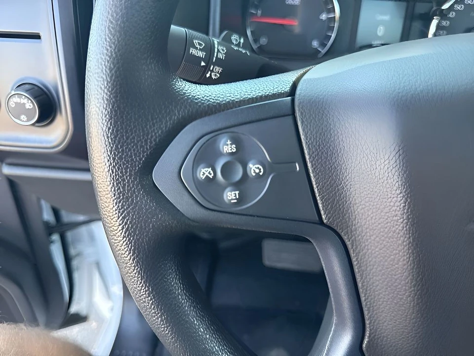 2024 Chevrolet Silverado Heavy Duty 4th Gen - Image 13 of 25