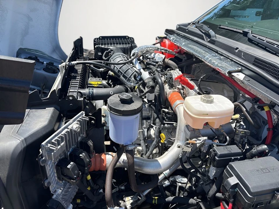 2024 Chevrolet Silverado Heavy Duty 4th Gen - Image 6 of 28