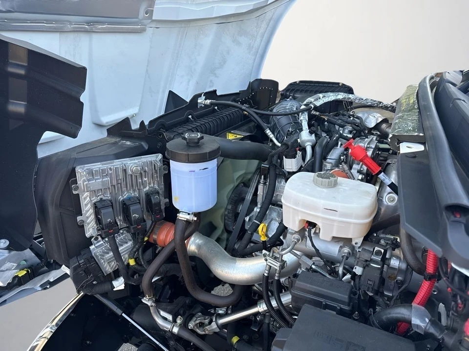 2024 Chevrolet Silverado Heavy Duty 4th Gen - Image 9 of 27