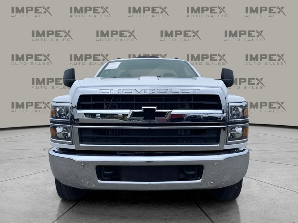2024 Chevrolet Silverado Heavy Duty 4th Gen - Image 9 of 31