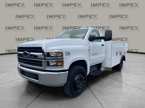 2024 Chevrolet Silverado Medium Duty Work Truck
