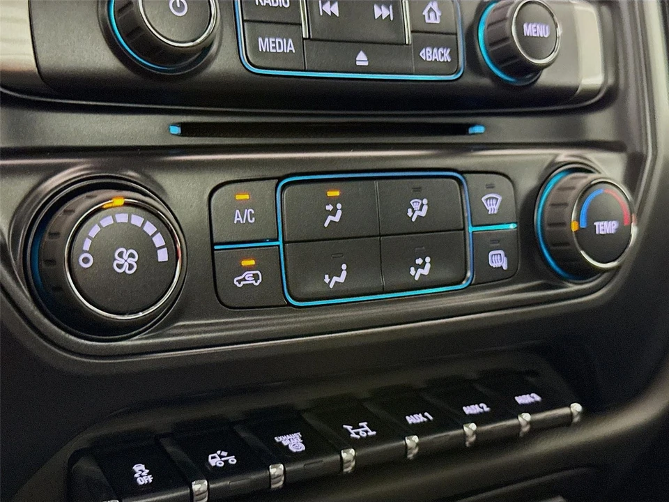 2024 Chevrolet Silverado - Image 14 of 31