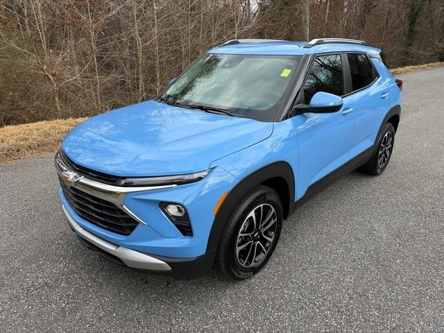 2024 Chevrolet Trailblazer - Image 2 of 12