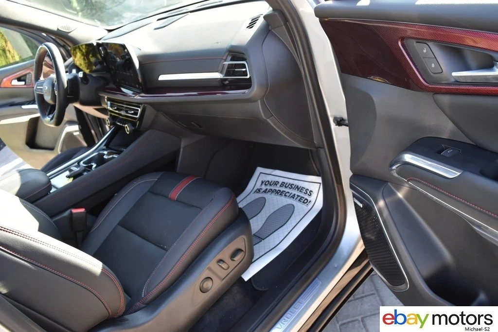 2024 Chevrolet Traverse - Image 17 of 21
