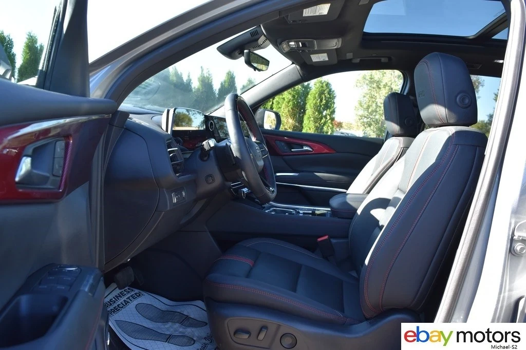 2024 Chevrolet Traverse - Image 10 of 21