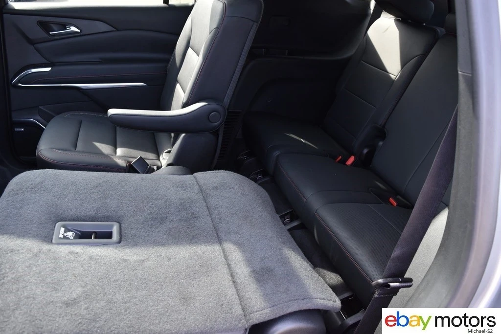 2024 Chevrolet Traverse - Image 14 of 21