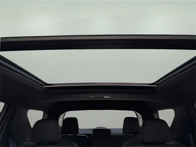 2024 Chevrolet Traverse - Image 14 of 20