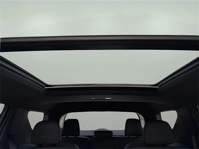 2024 Chevrolet Traverse - Image 14 of 20