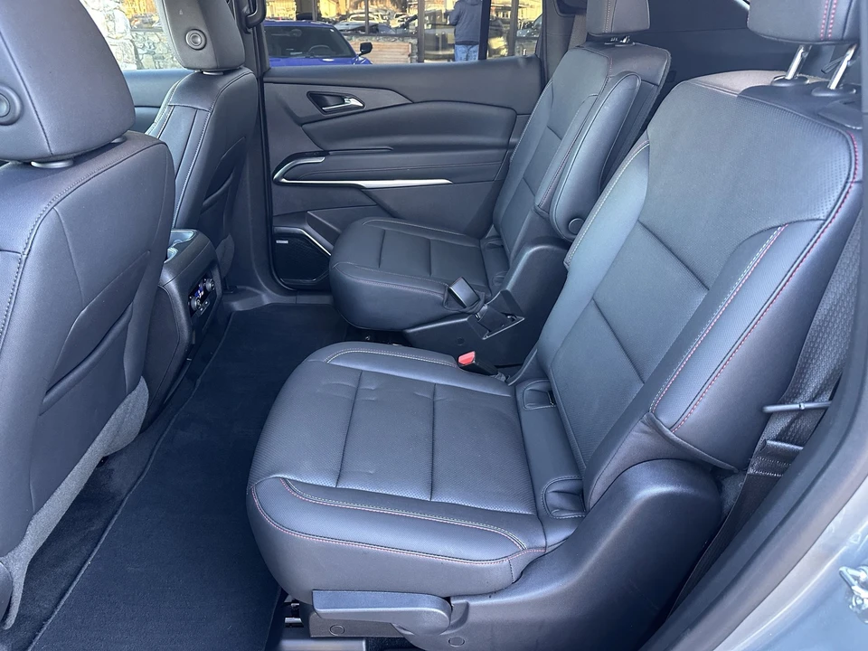 2024 Chevrolet Traverse - Image 11 of 12