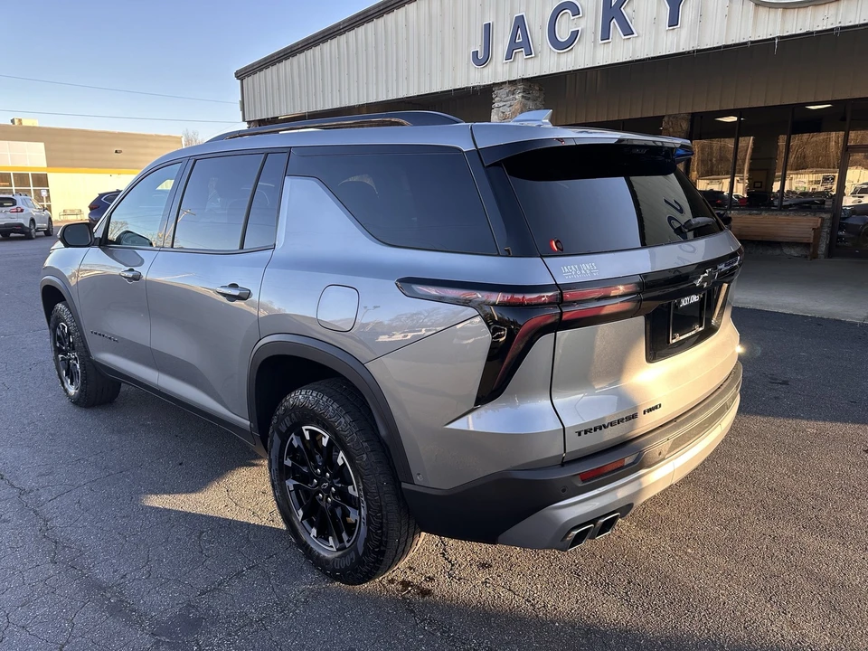 2024 Chevrolet Traverse - Image 7 of 12