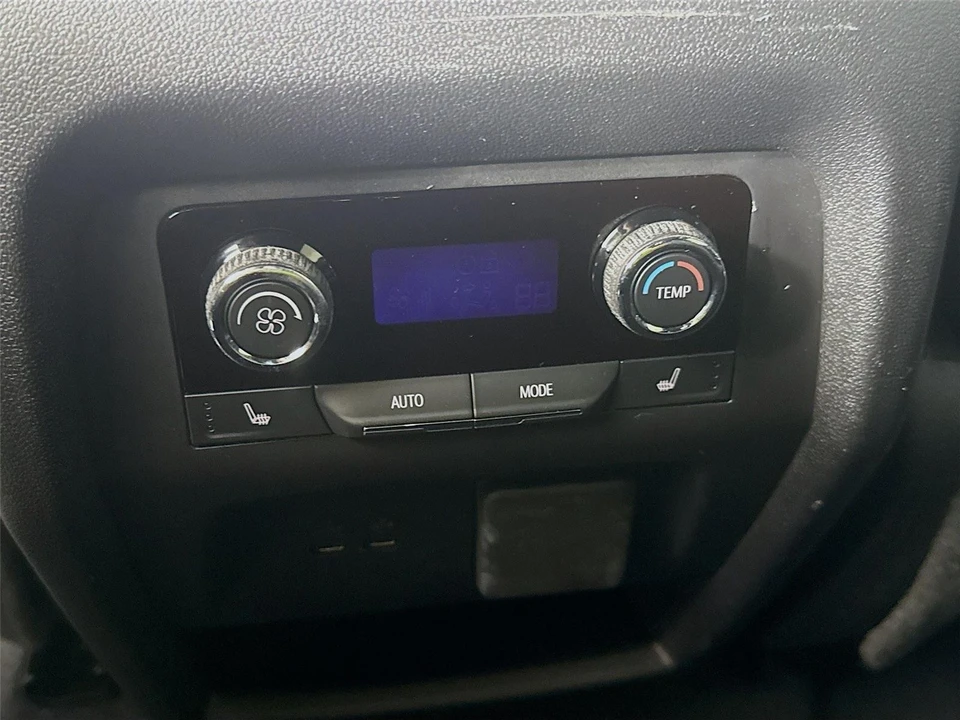 2024 Chevrolet Traverse - Image 20 of 21