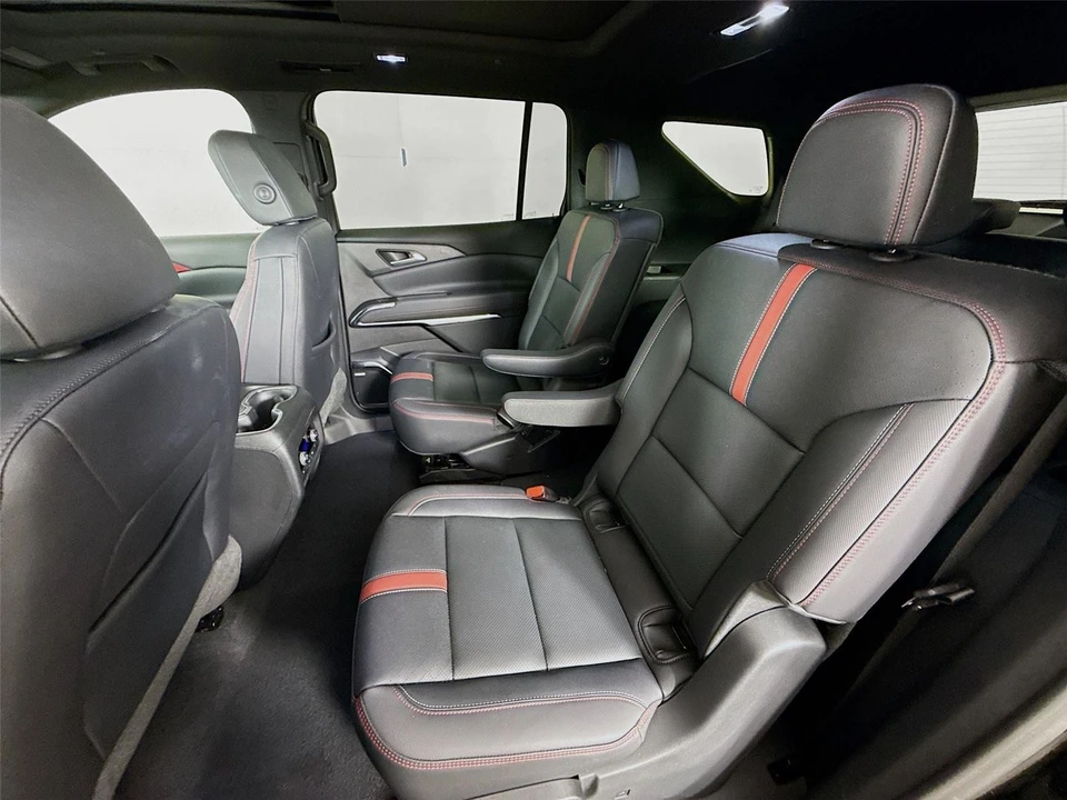 2024 Chevrolet Traverse - Image 19 of 21