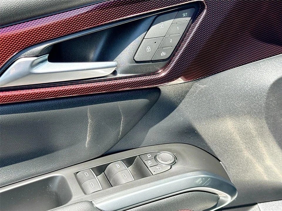 2024 Chevrolet Traverse - Image 18 of 21