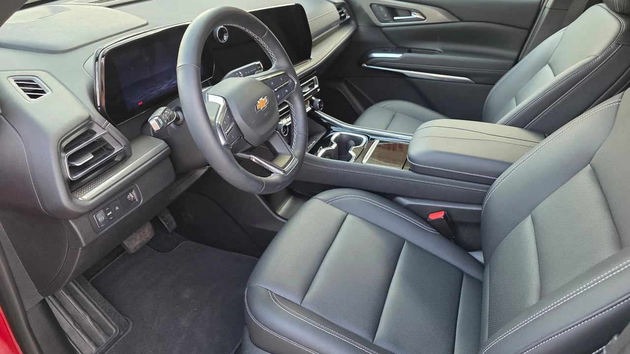 2024 Chevrolet Traverse - Image 10 of 21