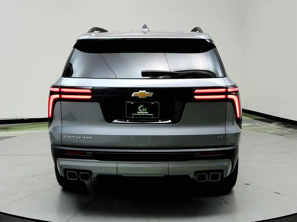 2024 Chevrolet Traverse - Image 6 of 21