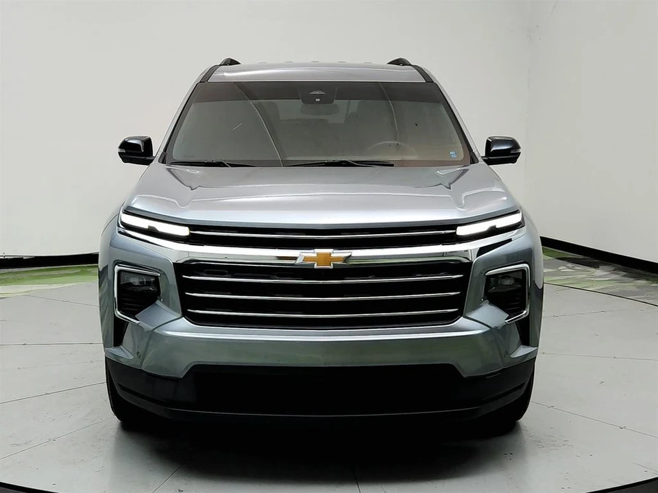 2024 Chevrolet Traverse - Image 2 of 21