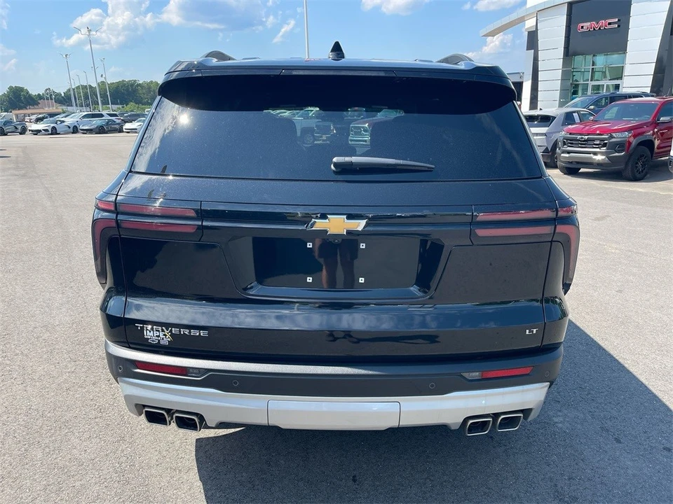 2024 Chevrolet Traverse - Image 4 of 12