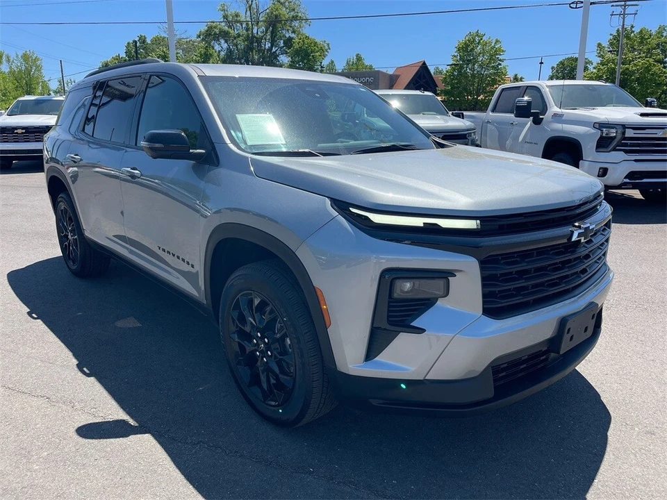 2024 Chevrolet Traverse - Image 7 of 12