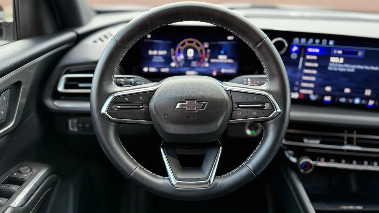 2024 Chevrolet Traverse - Image 14 of 21