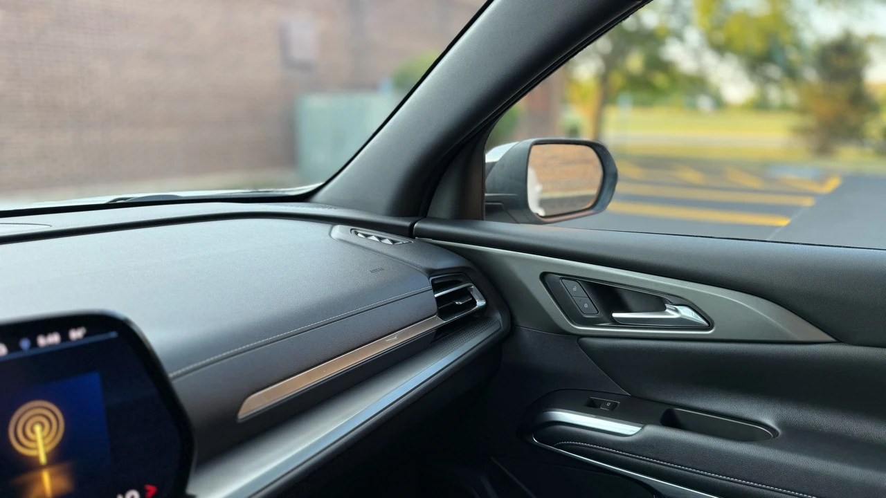 2024 Chevrolet Traverse - Image 20 of 21