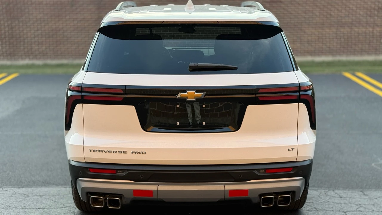 2024 Chevrolet Traverse - Image 6 of 21