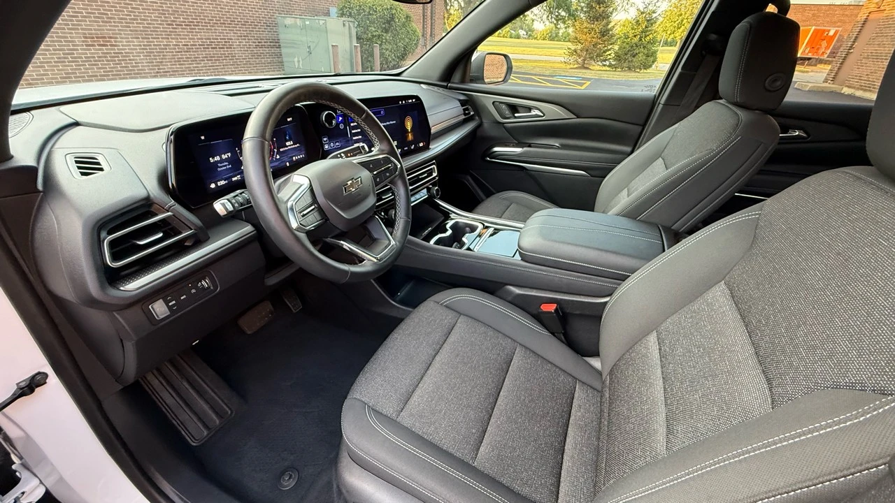2024 Chevrolet Traverse - Image 9 of 21