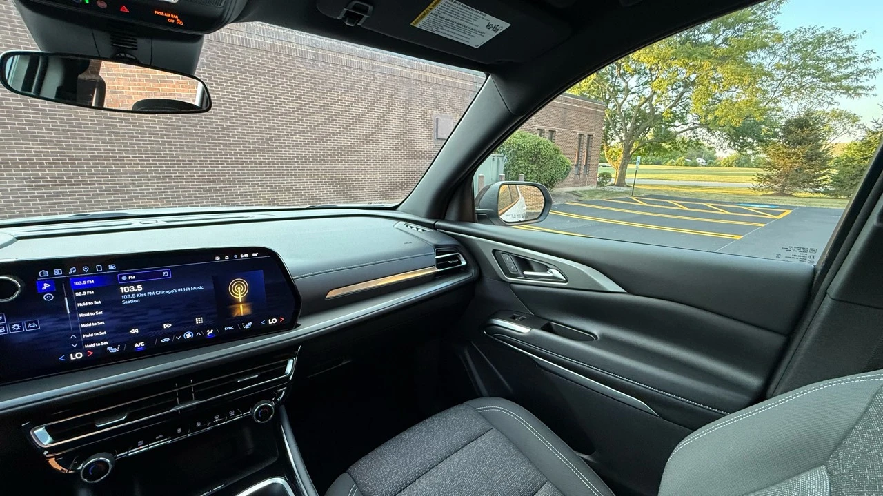 2024 Chevrolet Traverse - Image 19 of 21
