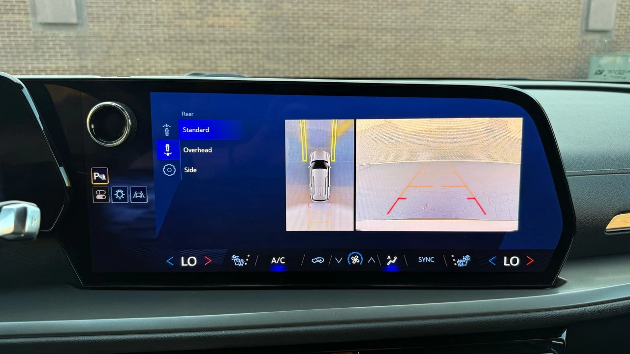 2024 Chevrolet Traverse - Image 18 of 21