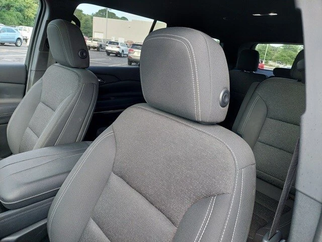 2024 Chevrolet Traverse - Image 6 of 8
