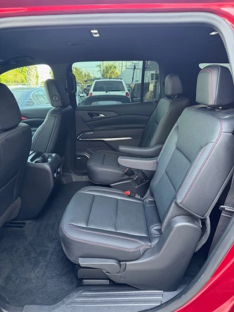 2024 Chevrolet Traverse - Image 7 of 12