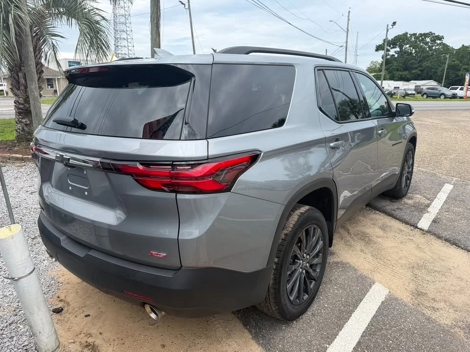 2024 Chevrolet Traverse - Image 5 of 12