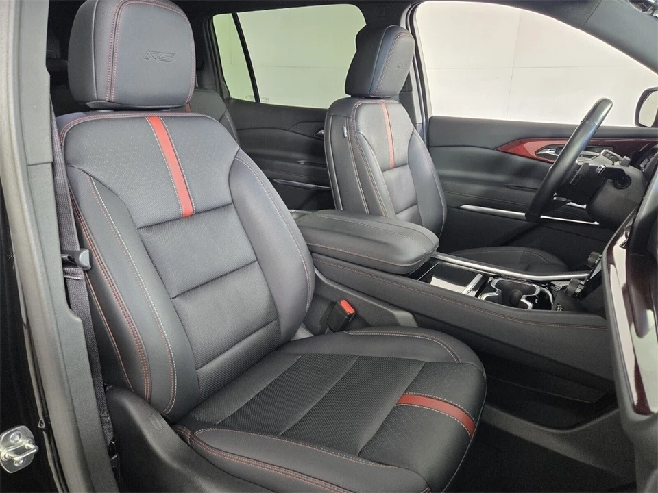 2024 Chevrolet Traverse - Image 16 of 21