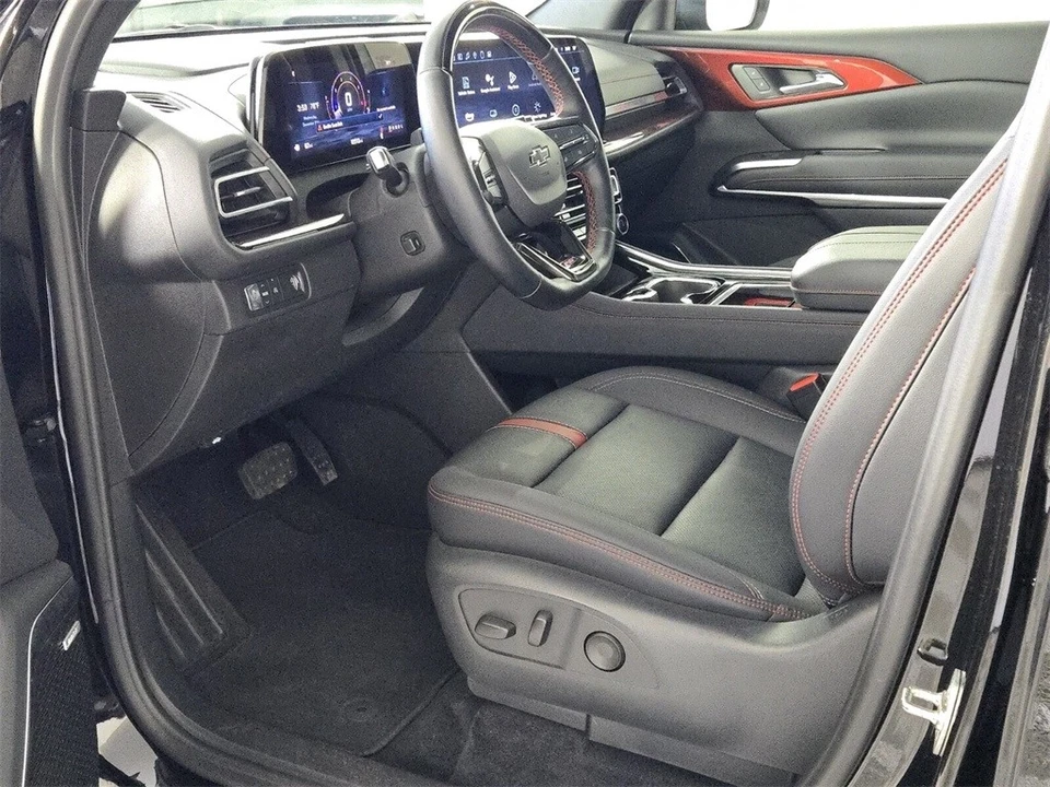 2024 Chevrolet Traverse - Image 7 of 12