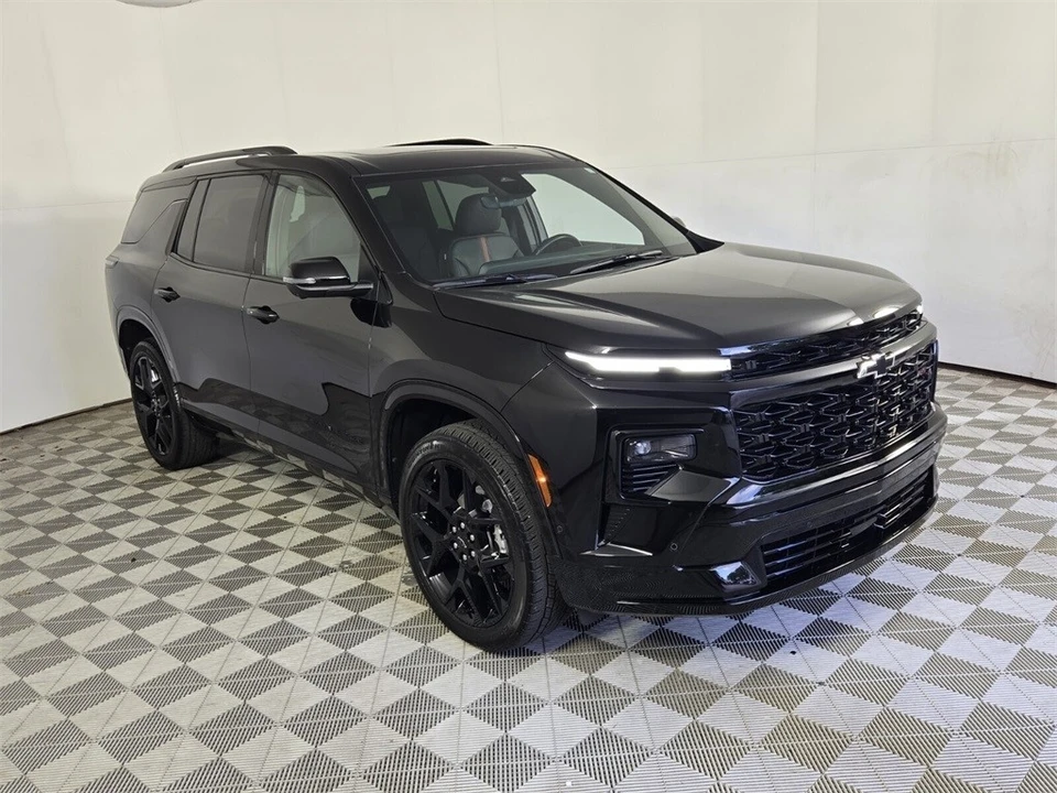 2024 Chevrolet Traverse - Image 2 of 12