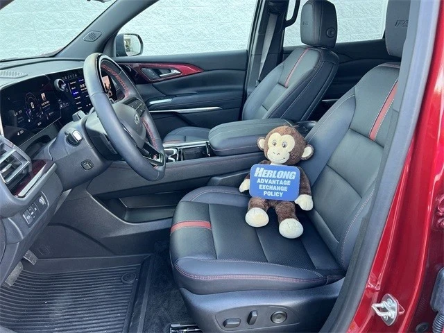 2024 Chevrolet Traverse - Image 20 of 21
