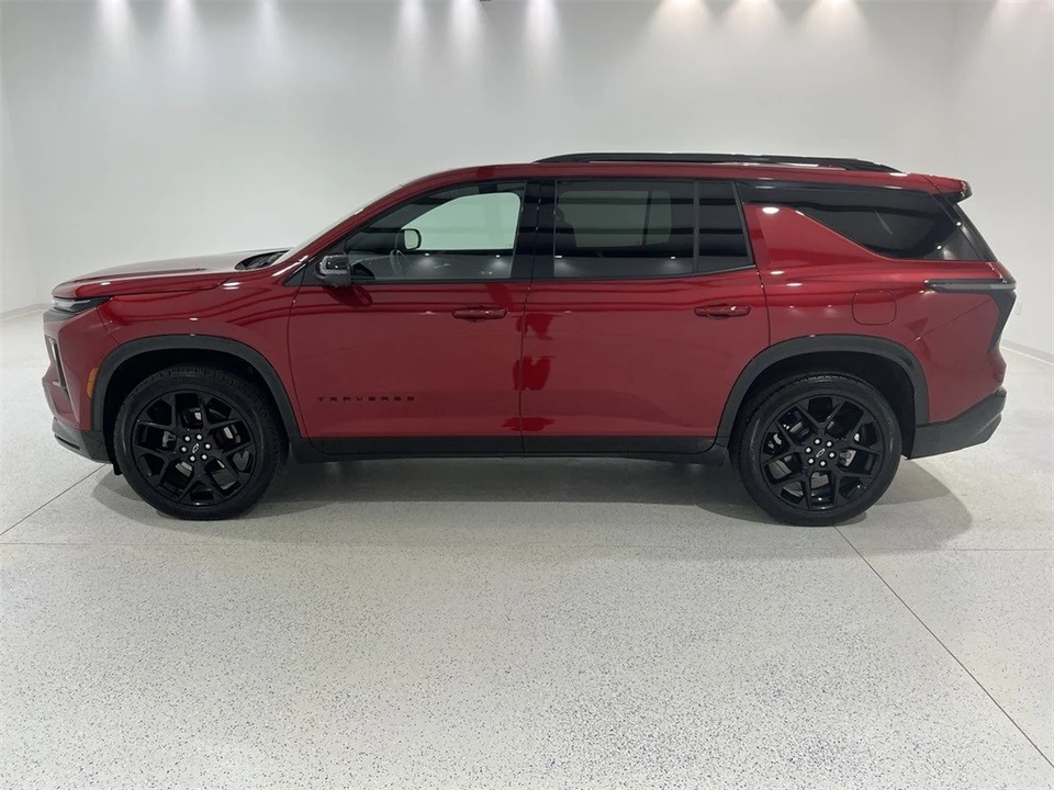 2024 Chevrolet Traverse - Image 2 of 12