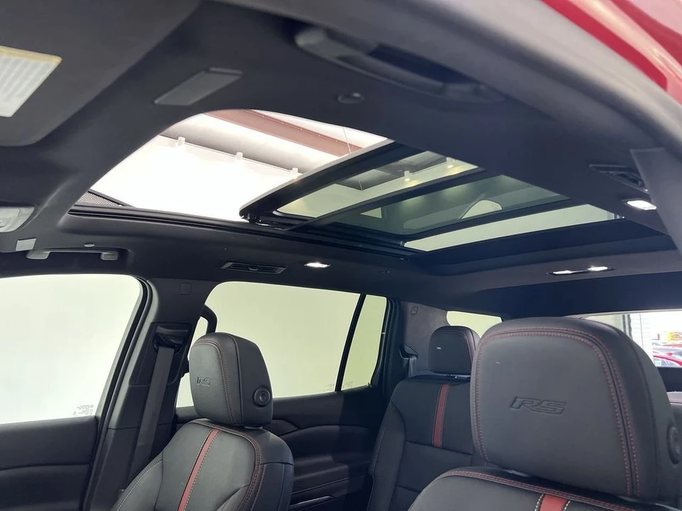2024 Chevrolet Traverse - Image 17 of 21