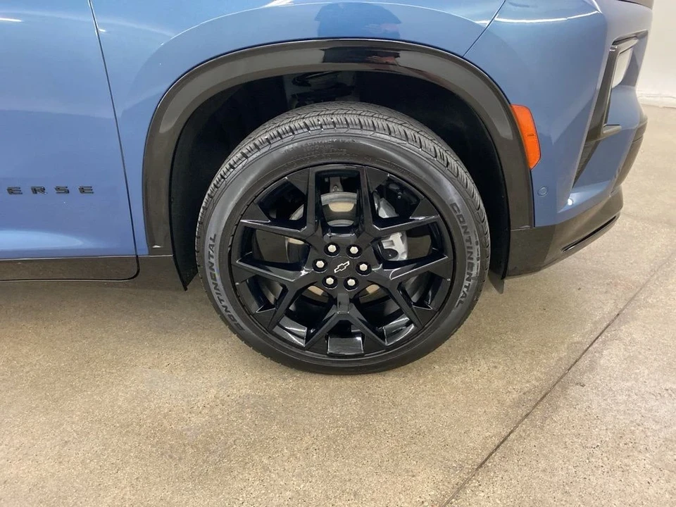 2024 Chevrolet Traverse - Image 17 of 21