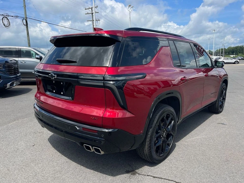 2024 Chevrolet Traverse - Image 5 of 21