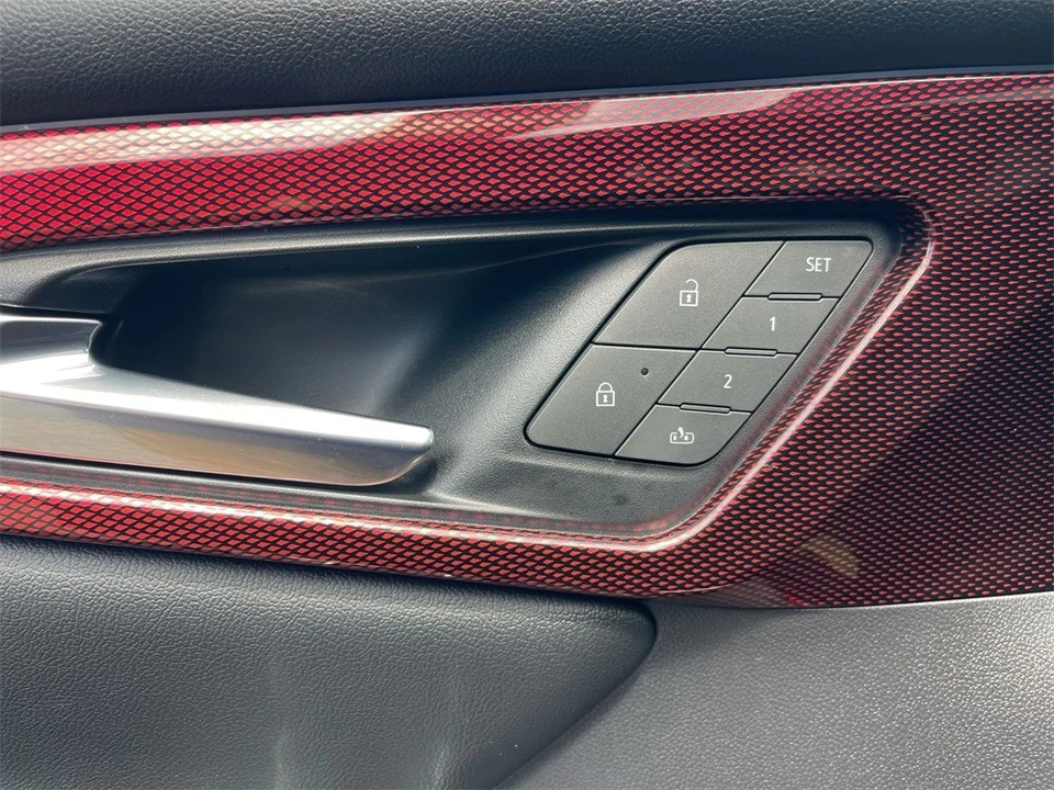 2024 Chevrolet Traverse - Image 11 of 12